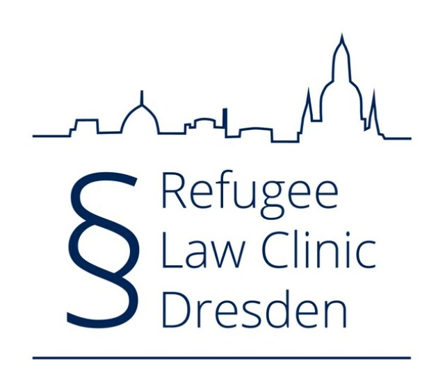 Logo der Initiative. Links ist das Paragraphensymbol, rechts daneben der ausgeschriebene Name. Darüber befindet sich ein minimalistisches, stilisiertes Panorama der Dresdner Altstadt. 