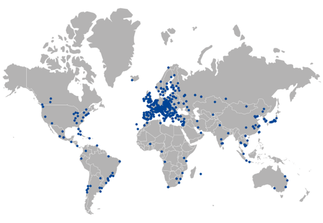 Weltkarte mit Punkten, die die einzelnen Kooperationspartner repräsentieren.