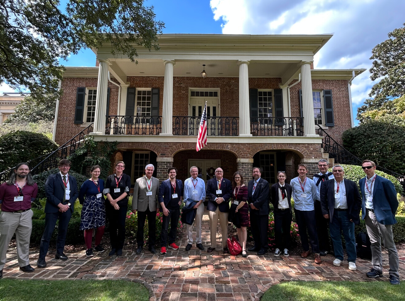 Group picture of the participants in front of Gorgas House in Tuscaloosa