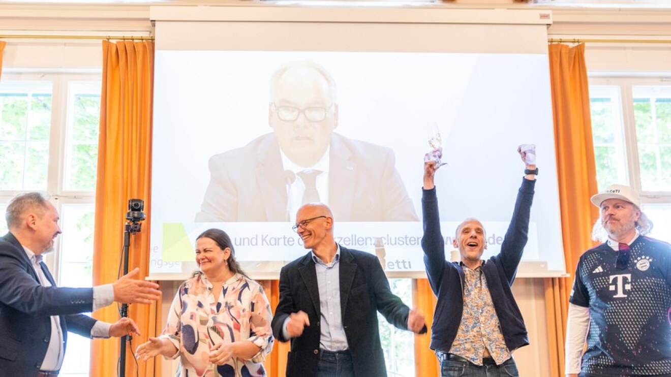 Photo: Prof. Viktor Mechtcherine, Prof. Yana Vaynzof, Prof. Matthias Vojta, Prof. Stephan Grill and Prof. Frank H. P. Fitzek